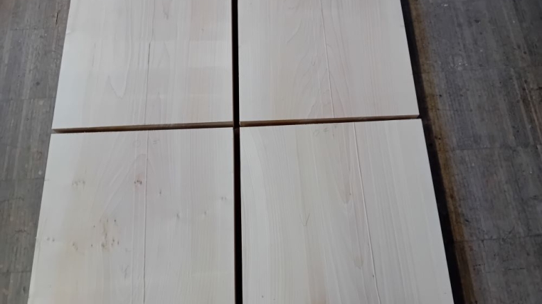 Gedanken zum neuen Kreuz im Gemeindesaal Heimbach